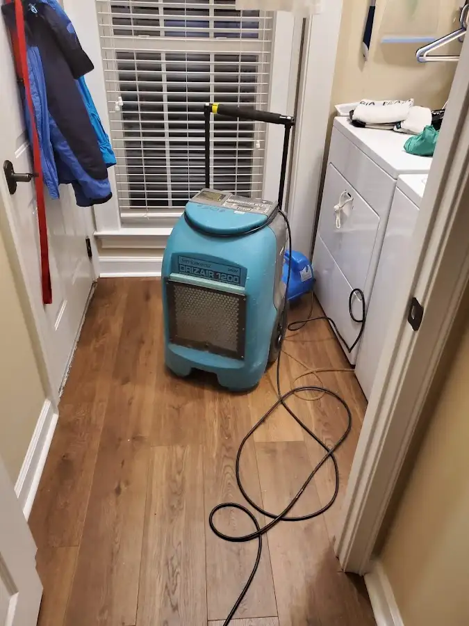 Commercial dehumidifier deployed for Crawl Space Restoration in Parsons